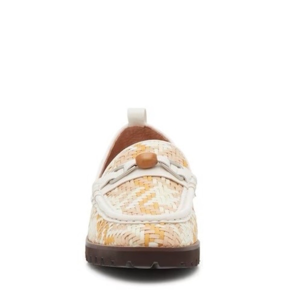 New Gentle Souls by Kenneth Cole Womens Eugene Lug Bit Tan Loafers Shoes Slip On - Picture 4 of 7